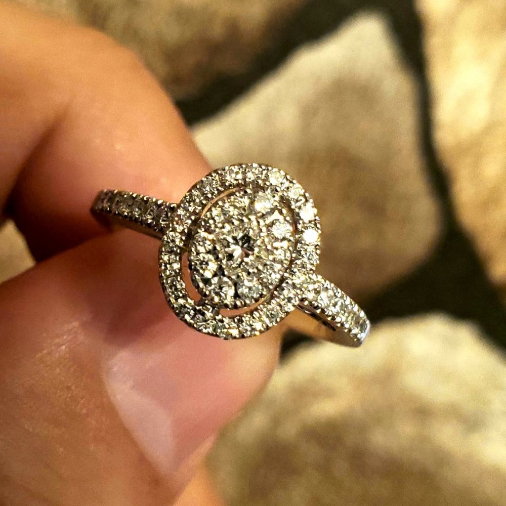 Beautiful  design 14K white gold diamond  ring - Picture 3 of 13